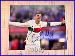 Cristiano Ronaldo Signed 8x10 (Portugal FIFA Soccer) Original Autograph withCOA