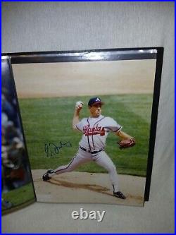 GREG MADDUX SIGNEDAUTOGRAPHED 11x14 PHOTOATLANTABRAVESCOA